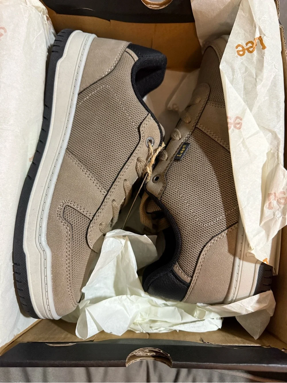 Lee Kids' Tan Casual Sneaker (Boys size 4.5/36)